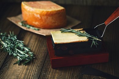 Сыр Раклет 50% "Mifroma.Heidi"