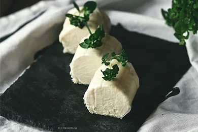 Сыр Бюш Лефкадии "Сырный дом"